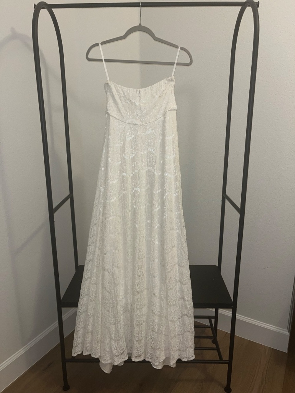 TIFFANY ROSE MATERNITY LONDON | Olivia Wedding Gown in Ivory | Size US 4-6 - Picture 11 of 15